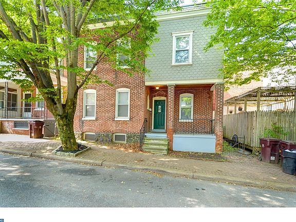 2nd image of 120 W 13th St