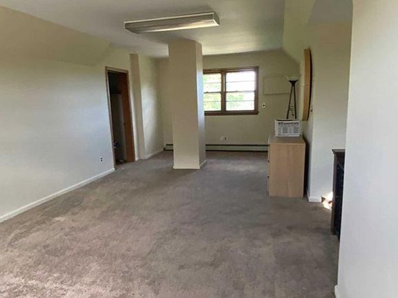 4th image of 422 Stuyvesant Ave Floor 2