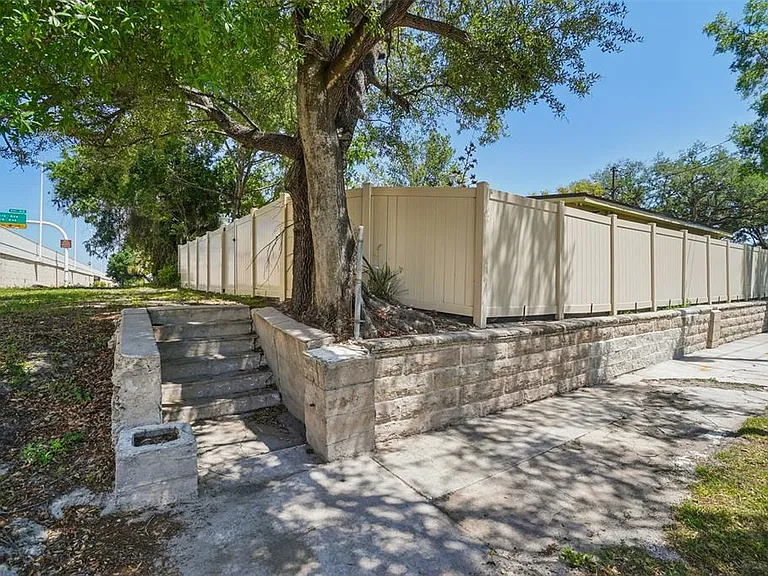 3123 W La Salle St — Photo 39