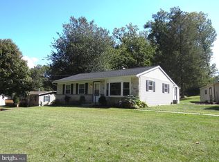 34 New Rd, Elverson, PA 19520
