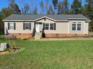 136 Price Noble Rd, Randleman, NC 27317