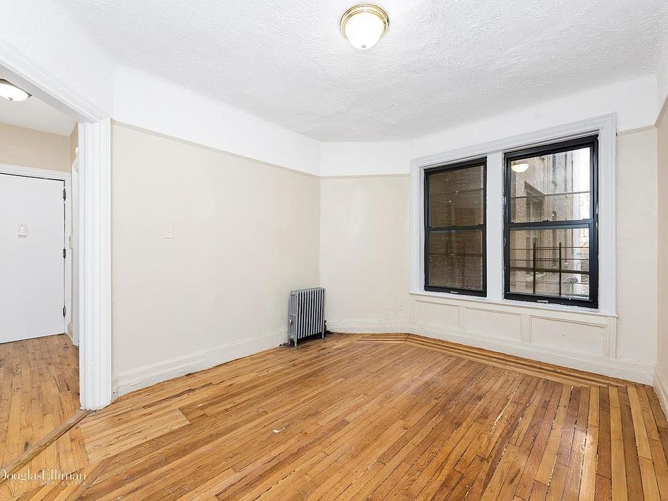 1st image of 136 Seaman Ave APT 1D
