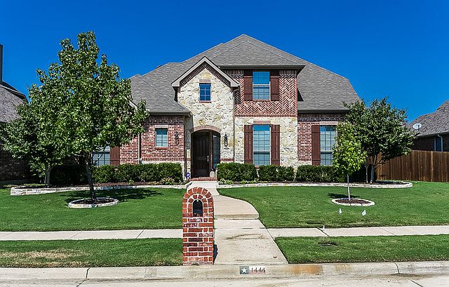 1st image of 1444 Blue Lake Dr
