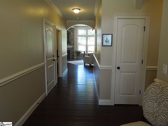 3rd image of 209 Loxley Dr