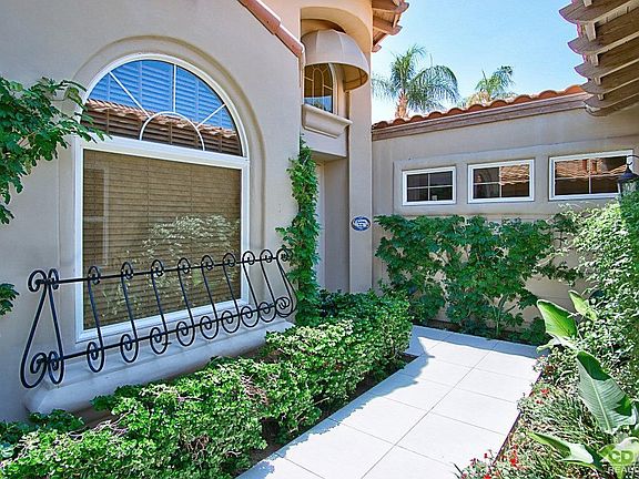 4th image of 49440 Mission Dr W