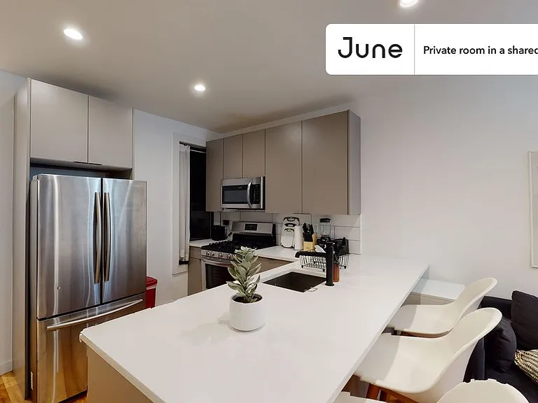 791 Onderdonk Ave #D — Photo 5