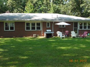 5 Eunice Dr, Longmeadow, MA 01106