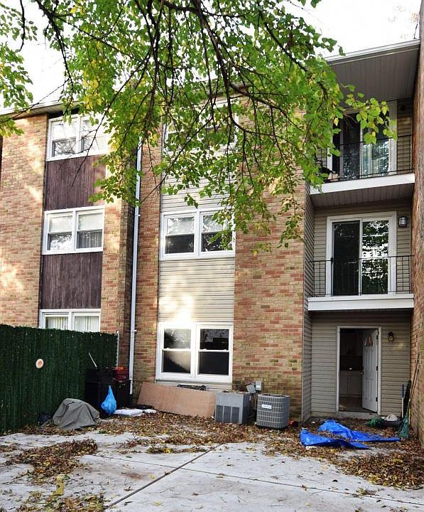 2nd image of 50 Whitaker Pl