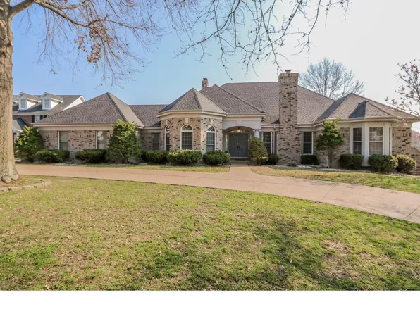 62 W Meath Ring, Weldon Spring, MO 63304