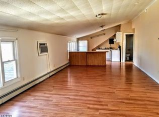 106 Kenvil Ave, Kenvil, NJ 07847