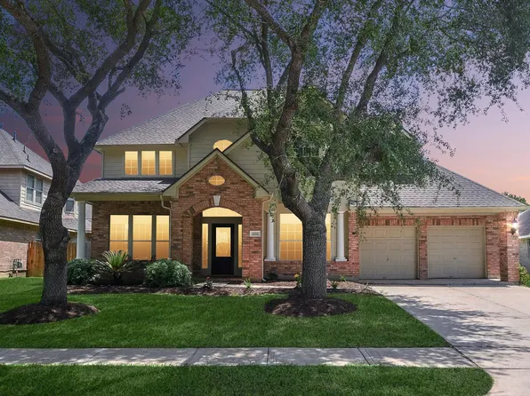 2222 Keeran Point Ct, Sugar Land, TX 77498