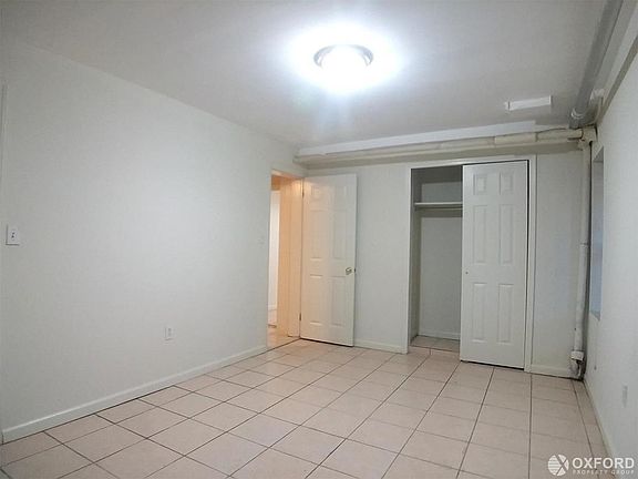 5th image of 410 Clinton Ave APT B1