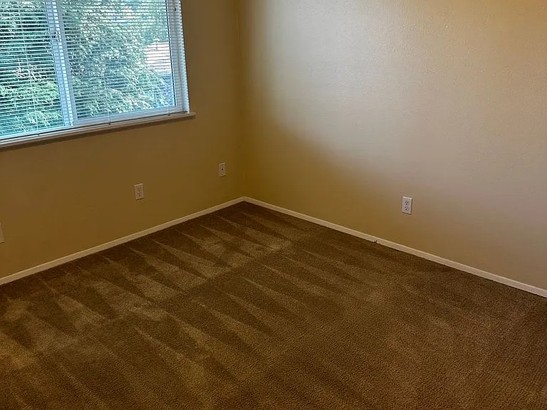 106-Cedar Tree Investments, LLC — Photo 11