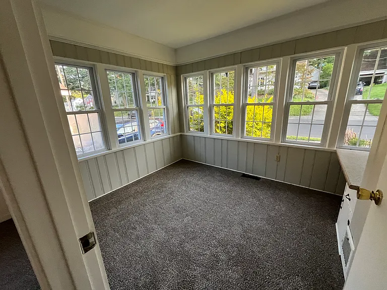 697 Chestnut St #1E — Photo 4