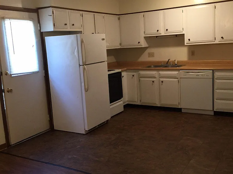 1530 Diederich Blvd #6 — Photo 11