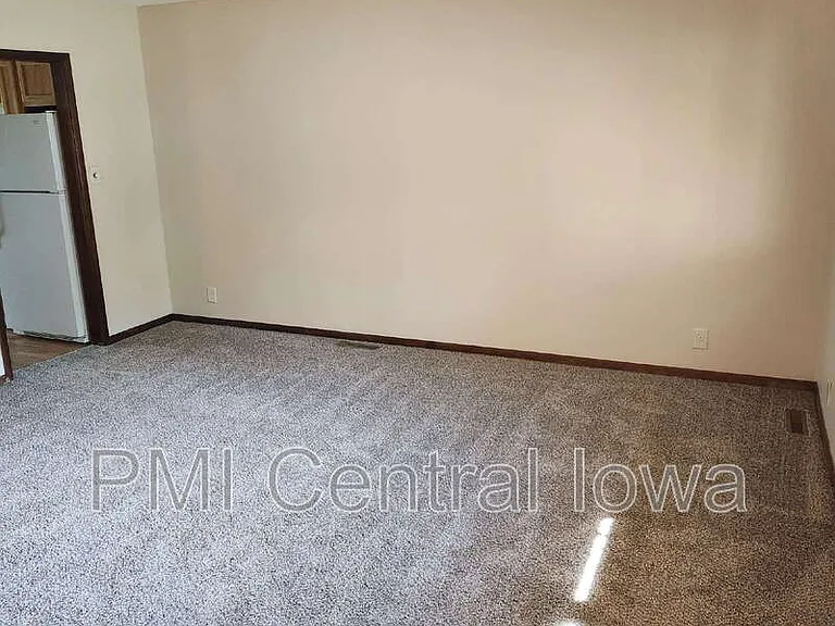 6615 Washington Ave — Photo 13