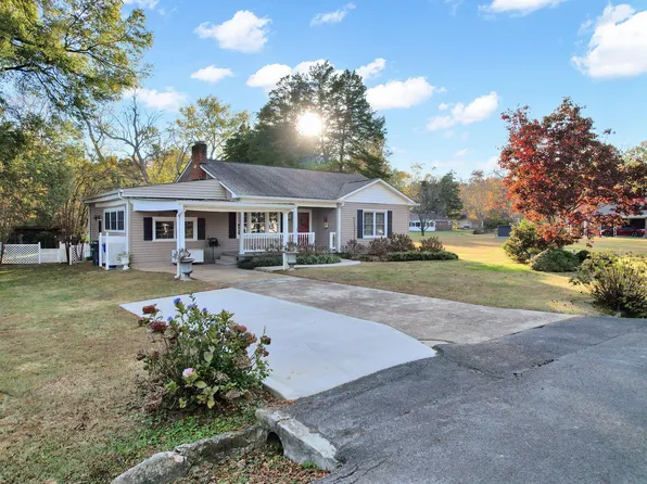 809 Park Ave NW, Cleveland, TN 37311