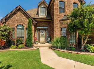 501 Castle Rock Rd, Yukon, OK 73099