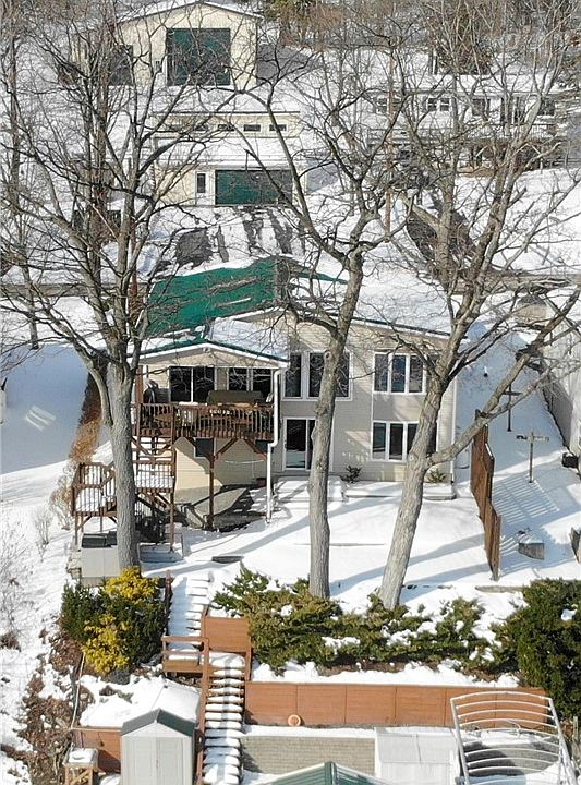 9085 E Bluff Dr, Penn Yan, NY 14527 Zillow