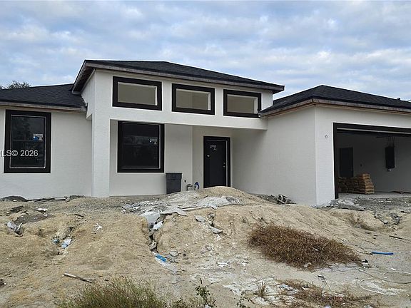 5th image of 782 Homestead Rd S