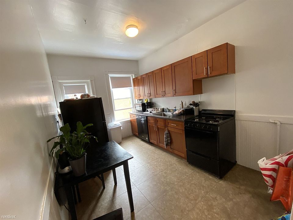 landlord_unit_photo_47201858_10