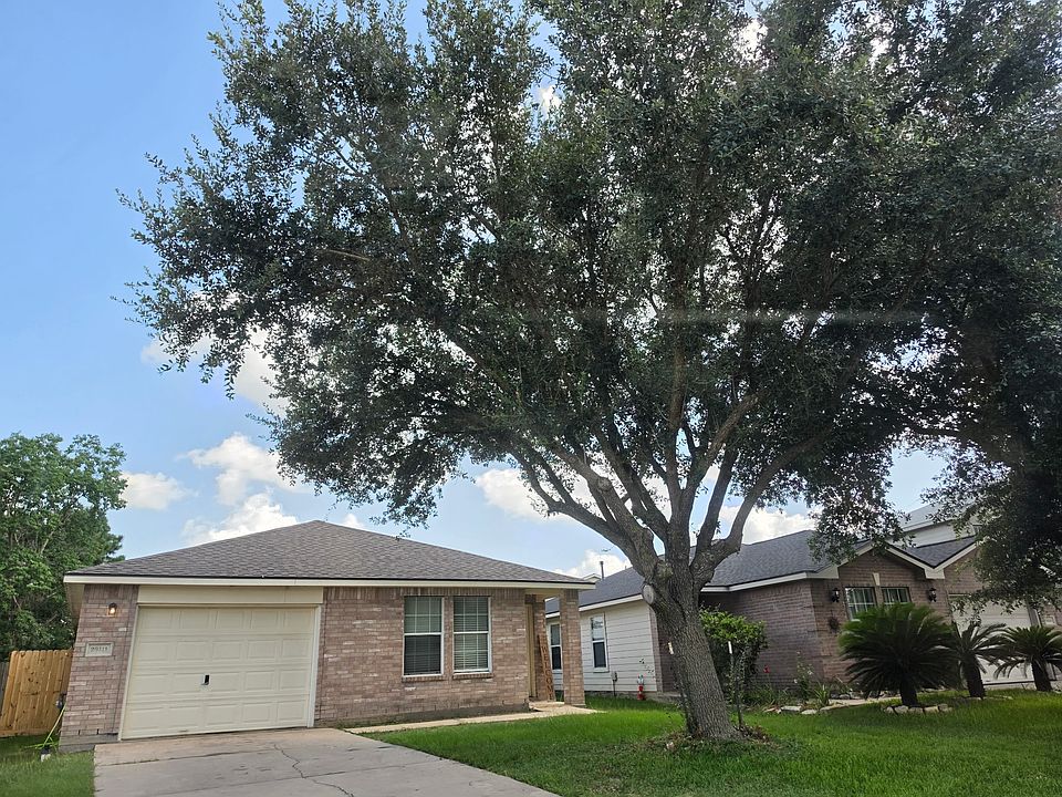 2nd image of 20111 Pioneer Ridge Dr