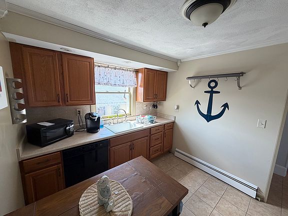 4th image of 55A Brewster Ave