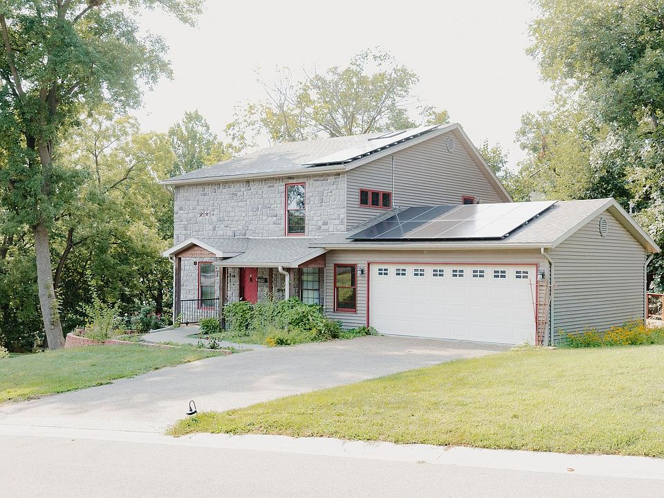1st image of 911 Ridgewood Dr