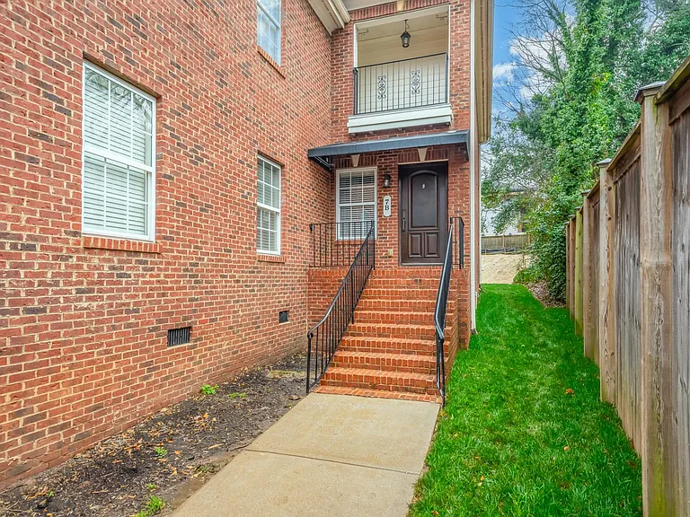 7B Croft St — Photo 2