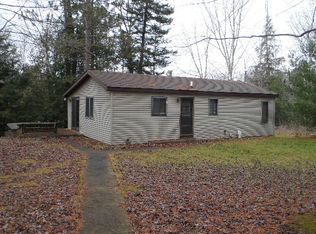 1296 Fornier Rd, Beaverton, MI 48612