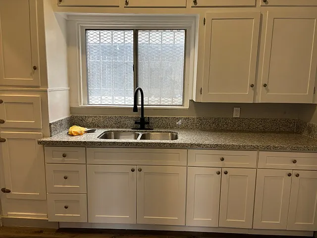 551 W 45th St #3/4 — Photo 13