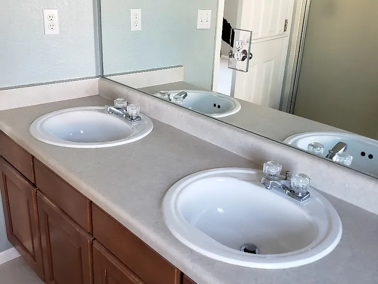 6422 Elsinore Dr — Photo 6