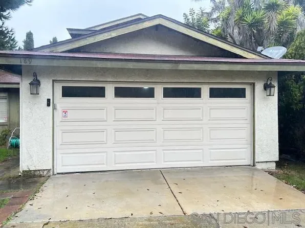 189 Foussat Rd, Oceanside, CA 92054