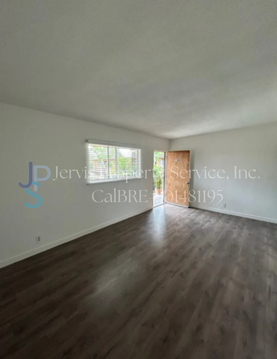 Building Photo - 11922 E Sproul St #3-H