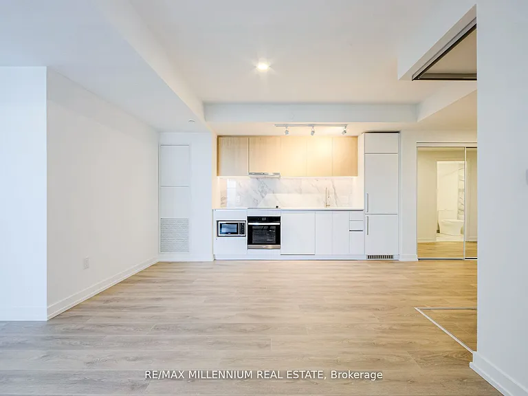 1100 Sheppard Ave W #1133 — Photo 20