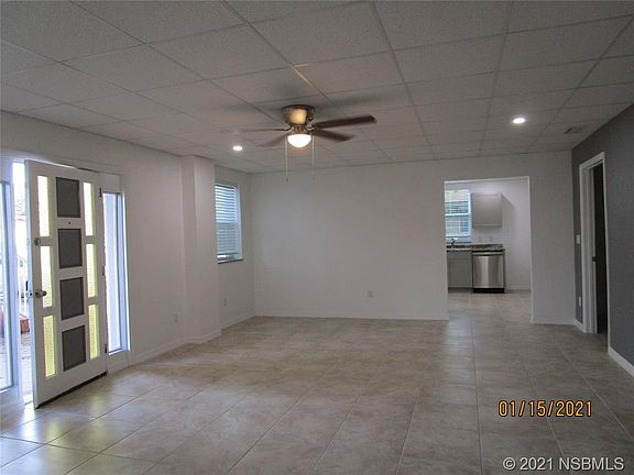 3rd image of 1850 Enterprise Ave Unit C