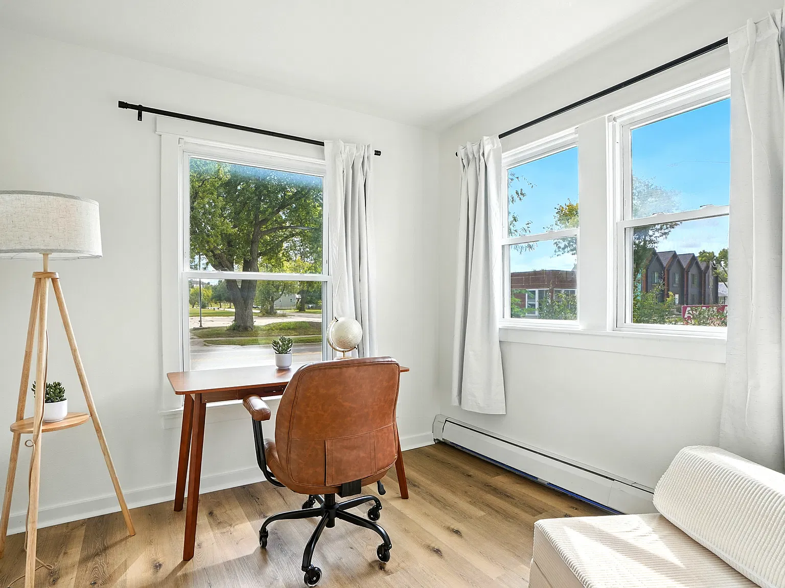 1208 Ellis Boulevard NW — Photo 3