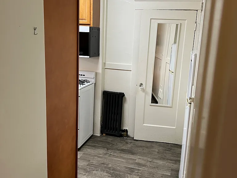 2125 Hearst Ave — Photo 13