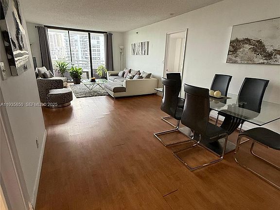 5th image of 3300 NE 192nd St APT 808