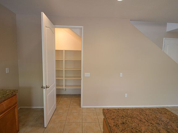 5th image of 21106 Avenida De Sonrisa