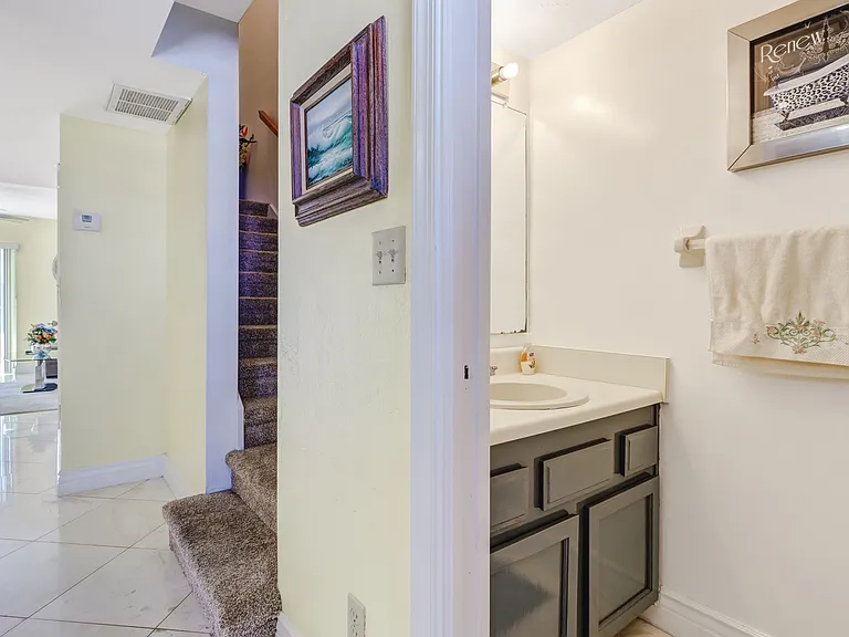 4511 Bay Beach Ln #315 — Photo 4