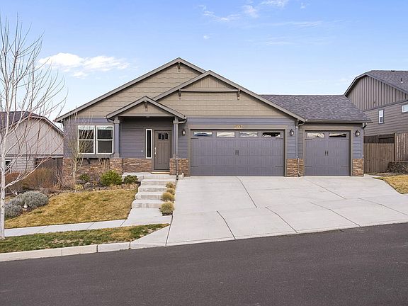 2nd image of 2428 SW 43rd Pl