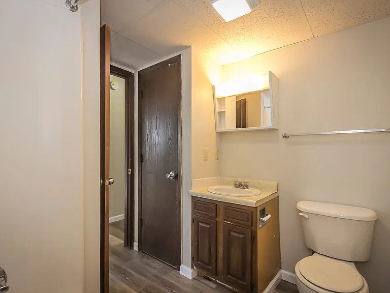 Perry Pointe Place — Photo 5