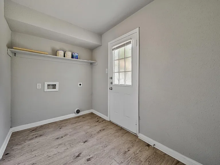 10071 Woodhollow Dr — Photo 37