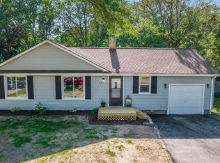 3253 Mills Acres St, Flint, MI 48506