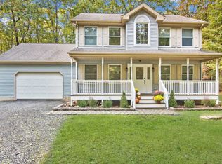 121 Paw Paw Dr, Kunkletown, PA 18058