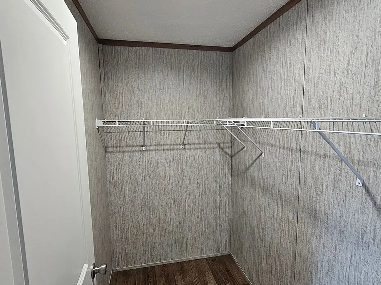 53 Parkview Dr #103 — Photo 6