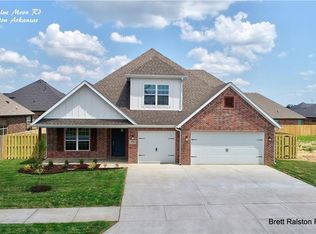 1520 Blue Moon Rd, Centerton, AR 72719