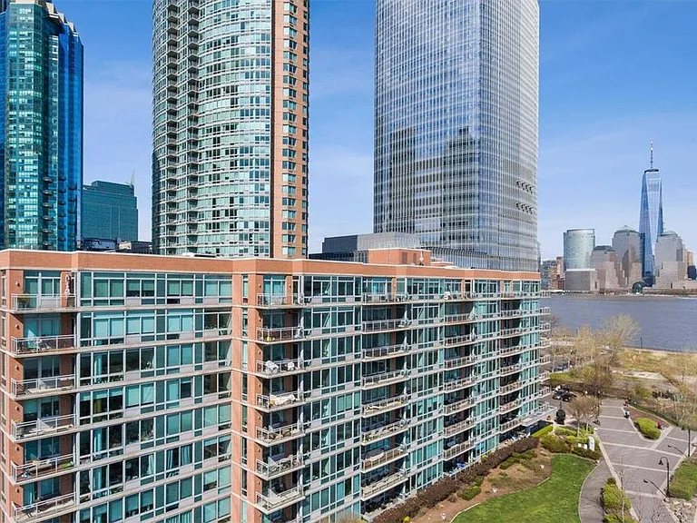 25 Hudson St #911 — Photo 18