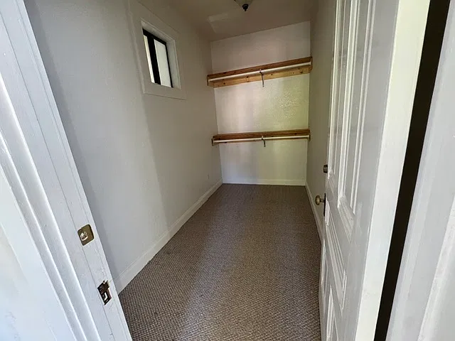 Studio, 650 sqft, $2,400 — Photo 4